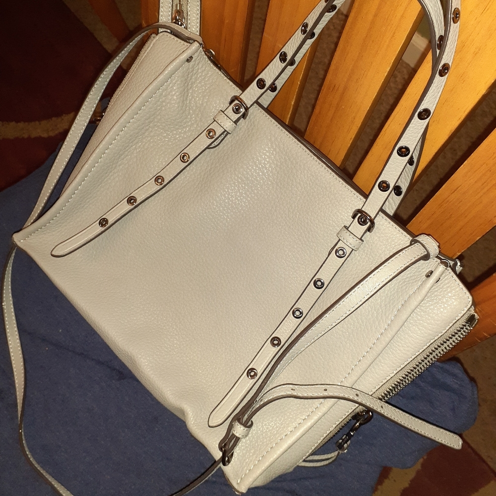 Handbag - Picture 7 of 8